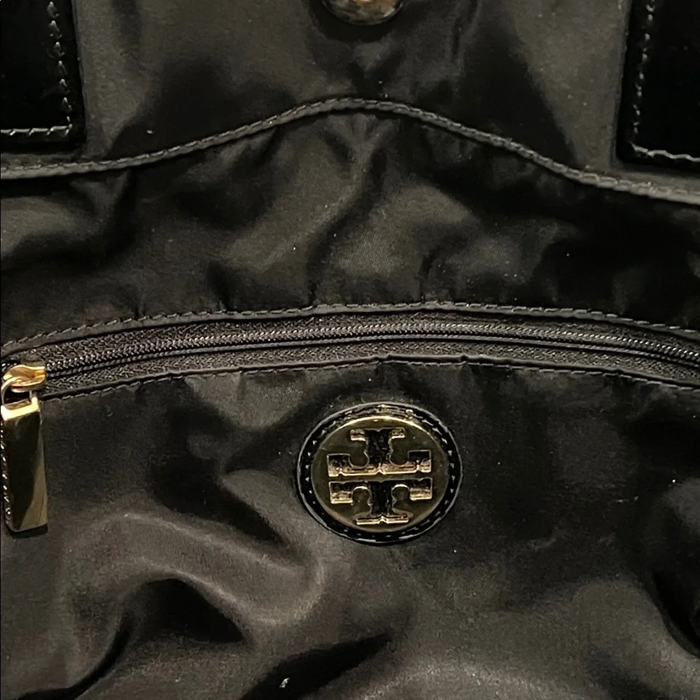 Tory Burch reposhing this